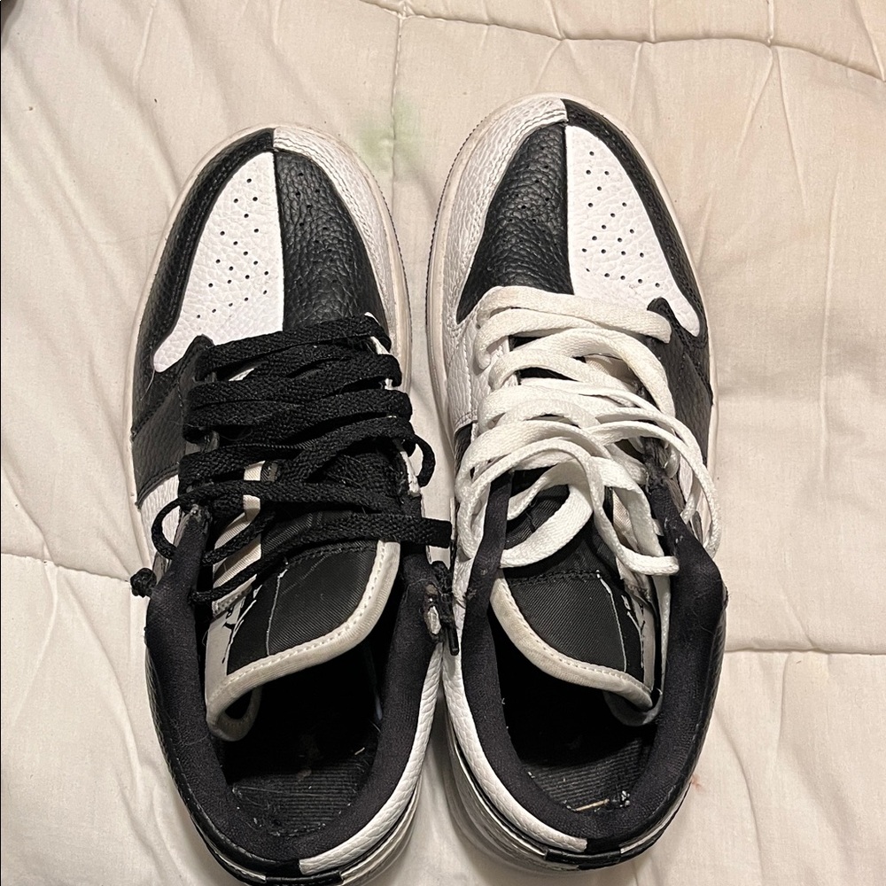 (RARE) Jordan Black and White Women's Sneakers